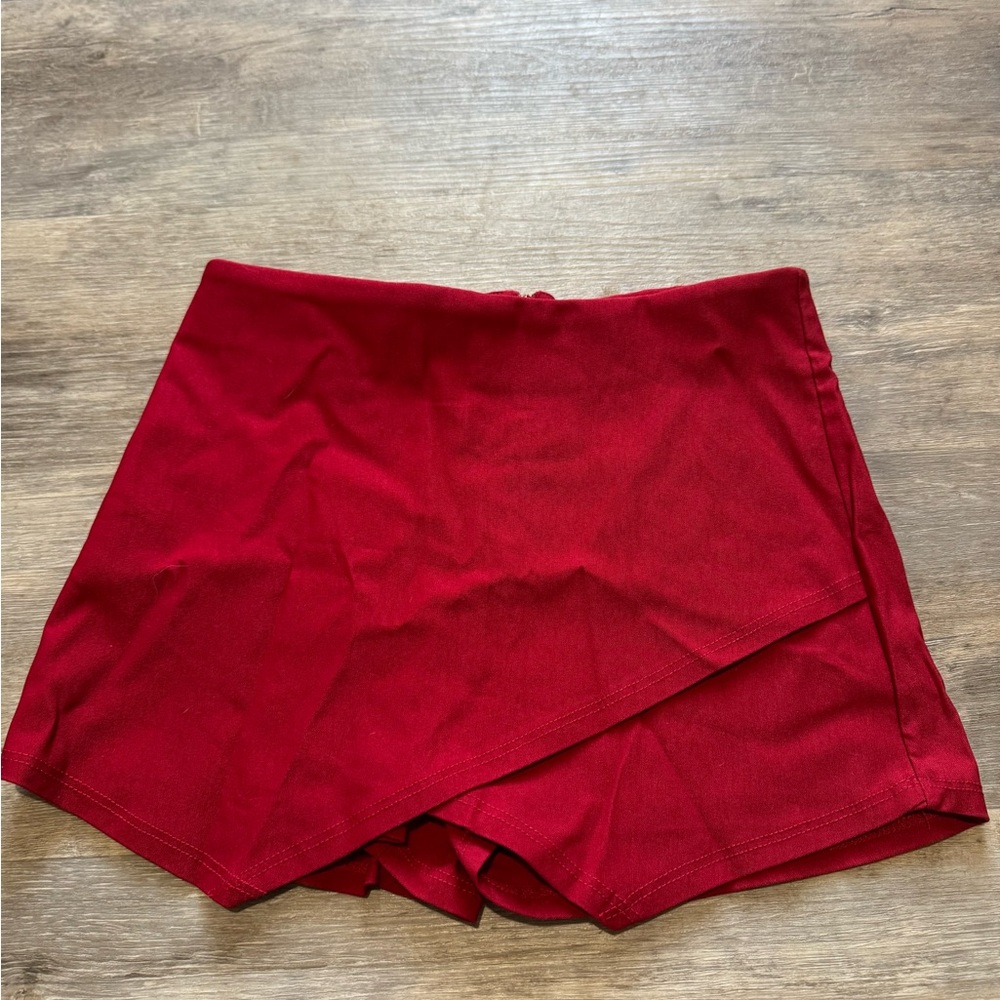 Mod Ontrend Women's Red Skort